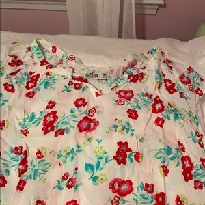 NWOT Floral flowy top